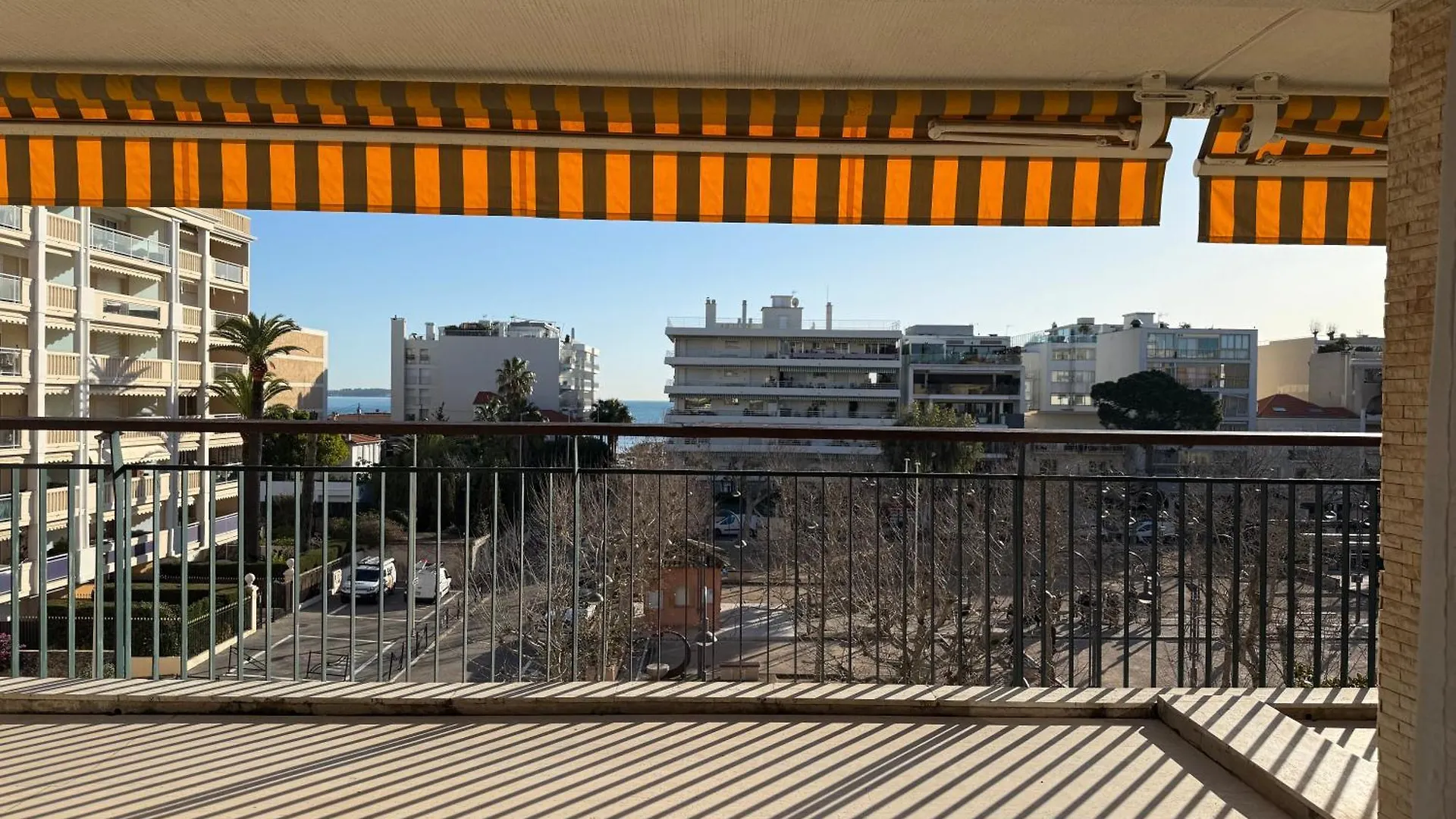 Appartement 3 Pieces Vue Mer Palm Beach Cannes