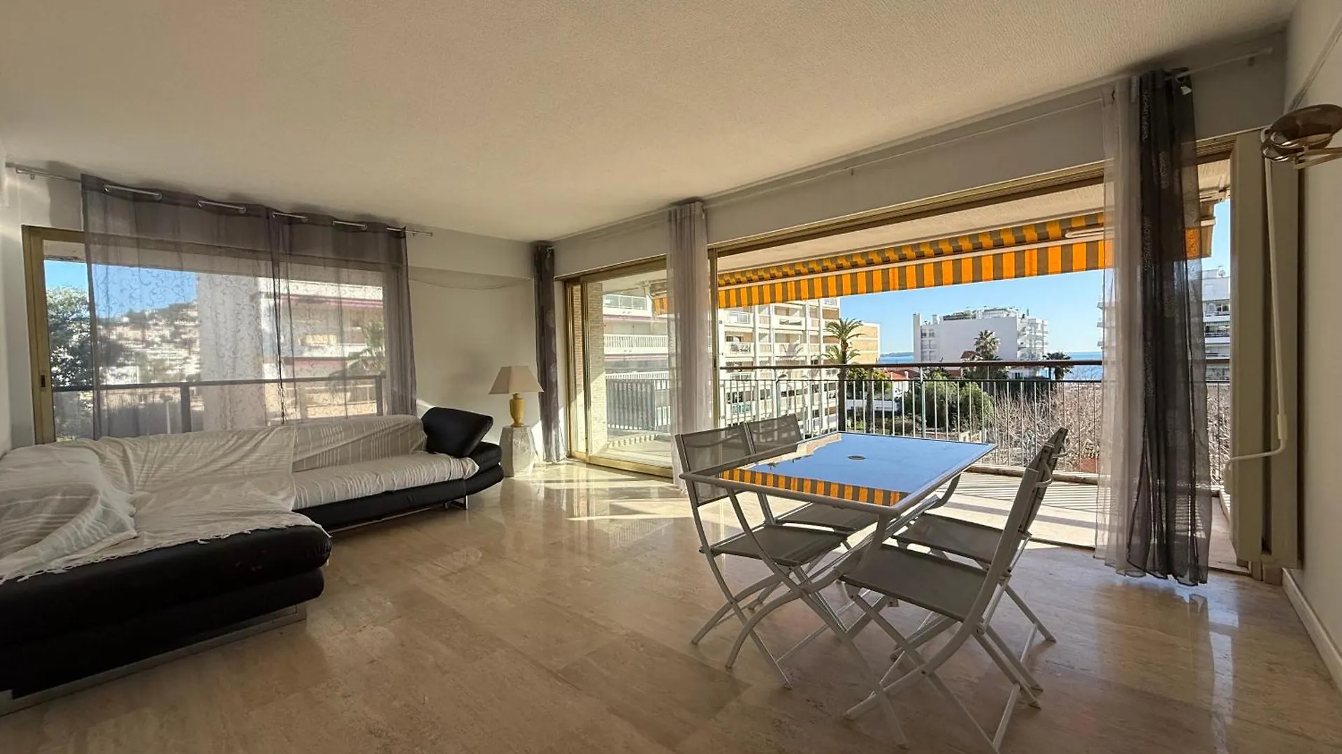 Appartement 3 Pieces Vue Mer Palm Beach Cannes